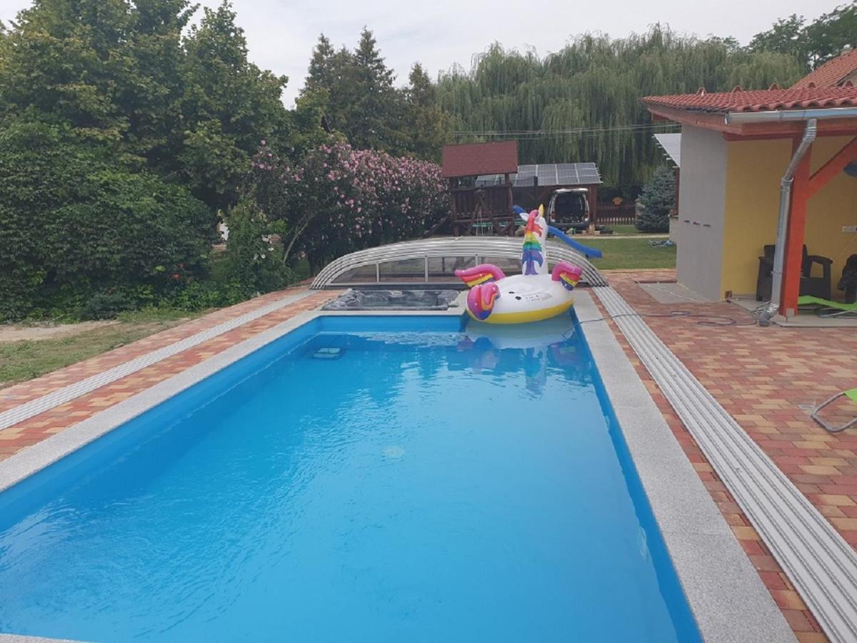 Вилла Ponty Orso Vendeghaz Nagybaracska Экстерьер фото